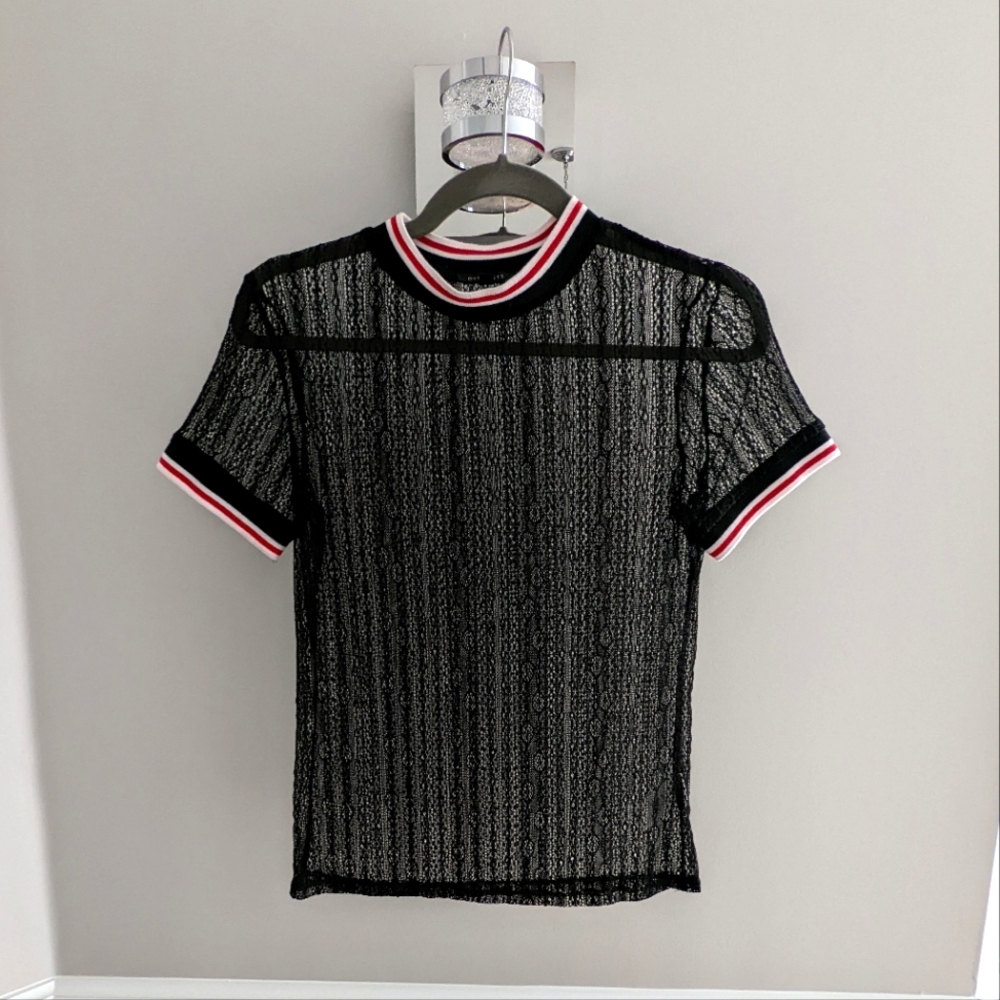 Dynamite Lace Varsity Tee 🔥